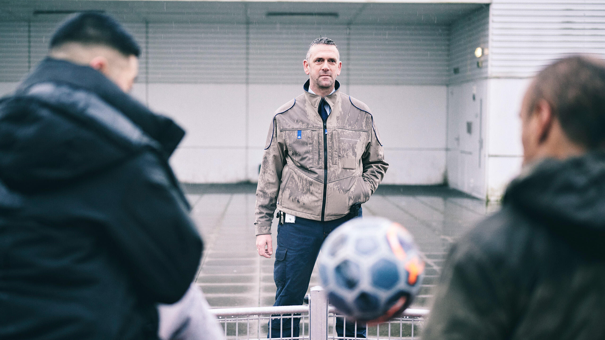 Wervingsavond bij de gevangenis Alphen  