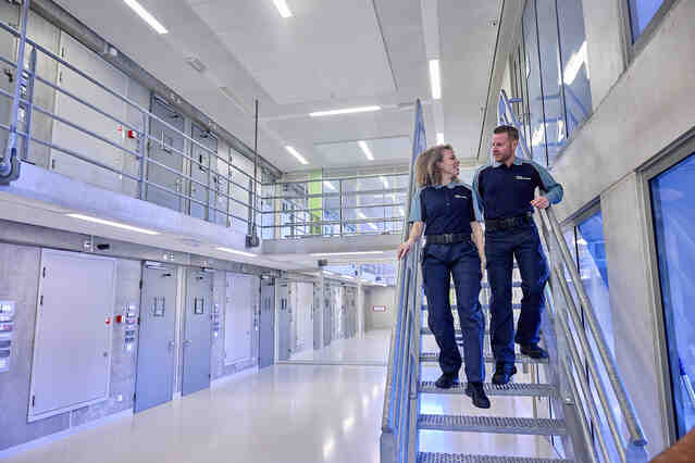 Wervingsavond bij de gevangenis Alphen op dinsdag 30 september 